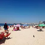 Apto Copacabana - Quadra Da Praia